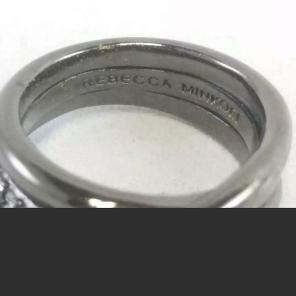 REBECCA MINKOFF Criss cross diamond ring - Picture 3 of 5